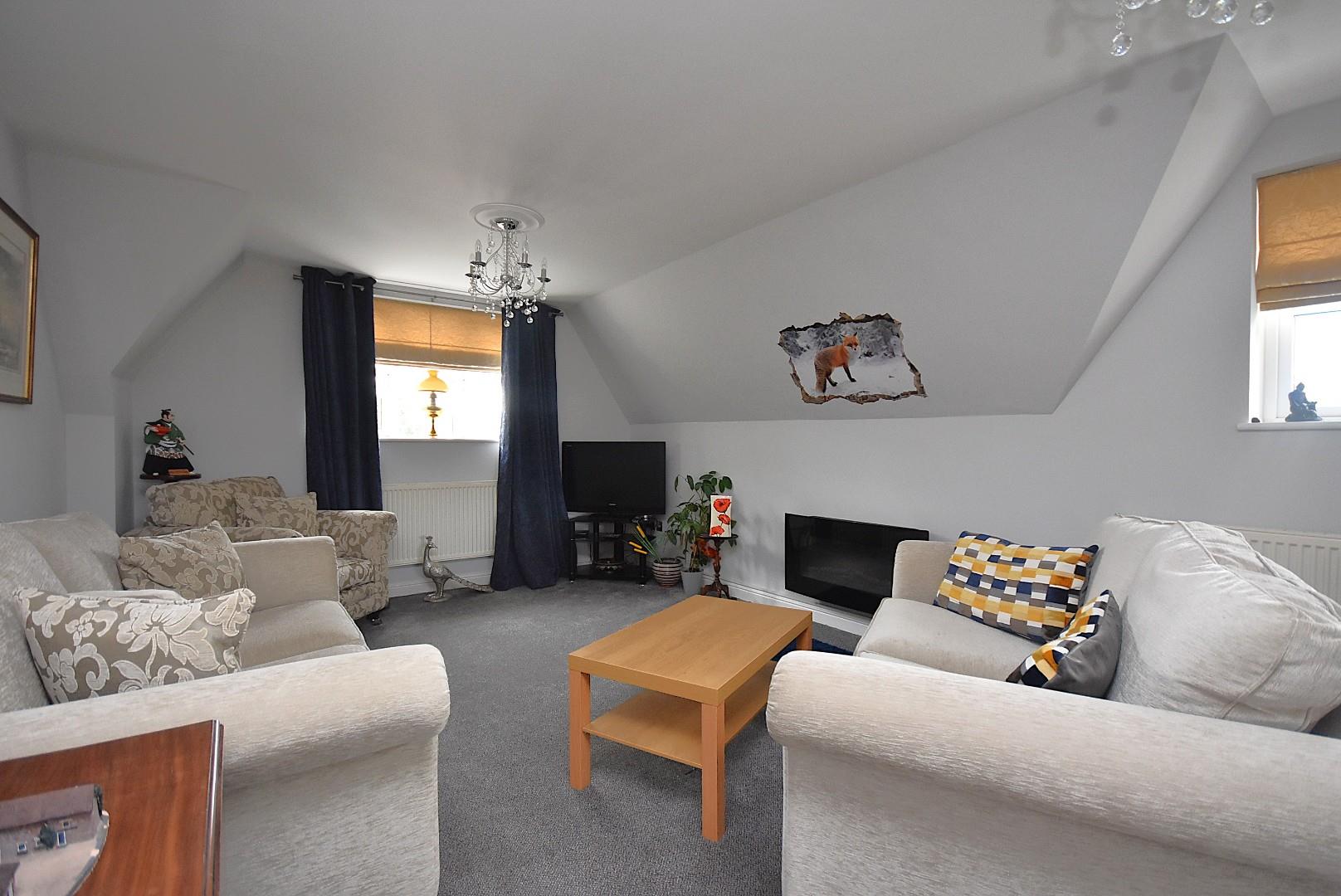 10 Cwrt Newydd, Elm Grove Road, Dinas Powys, CF64 4BD